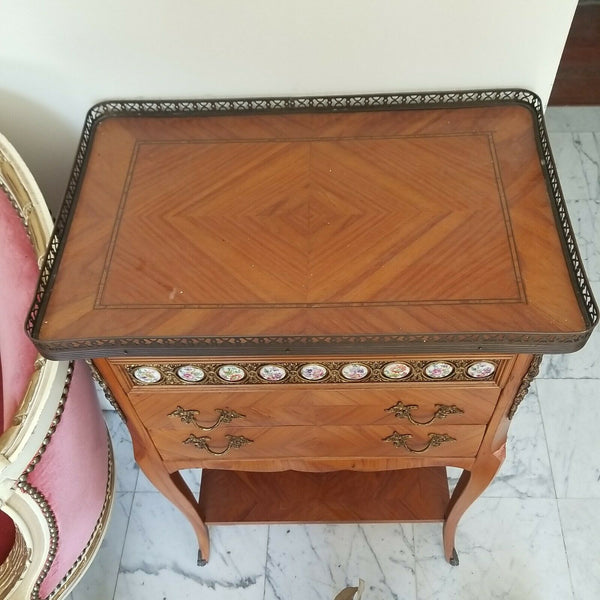 Wooden Commode