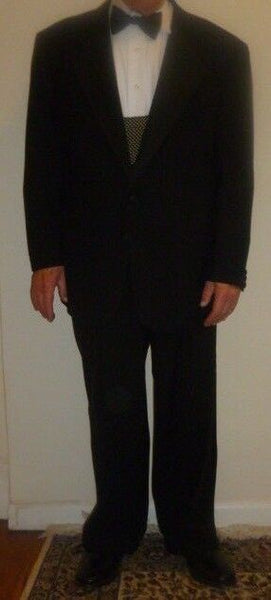 Neiman Macus Assets by Andrew Fezza 100% Virgin Wool Size 42 Short Tuxedo - Diamonds Sapphires Rubies Emeralds