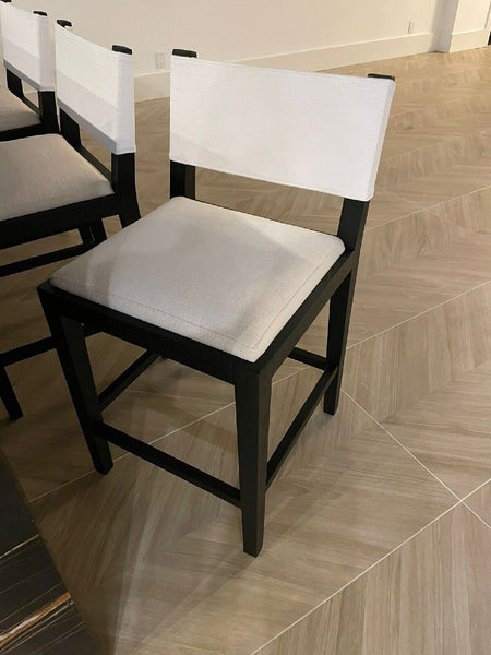 Set Of 6 Restoration Hardware Chairs Good Condition