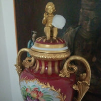 Antique Italian Porcelain Museum Quality Gold Urn With Cupid Putti