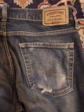Levi Strauss & Co Gold Signature Jeans 32W x 30L BACK POCKETS DAMAGED BY PHONE