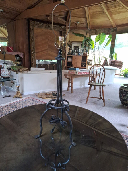 Mid Century Modern Abstract Iron Art Lamp